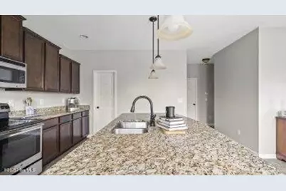 203 Holmes Point Court, Jacksonville, NC 28546 - Photo 18