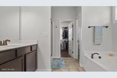 203 Holmes Point Court, Jacksonville, NC 28546 - Photo 24