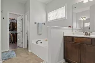 203 Holmes Point Ct, Jacksonville, NC 28546 - Photo 36