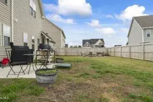 203 Holmes Point Ct, Jacksonville, NC 28546 - Photo 40