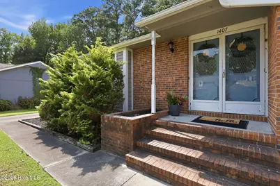 1407 Clifton Road, Jacksonville, NC 28540 - Photo 2