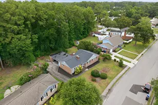 1407 Clifton Rd, Jacksonville, NC 28540 - Photo 38