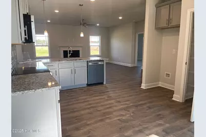 114 Seashore Street, Grimesland, NC 27837 - Photo 6