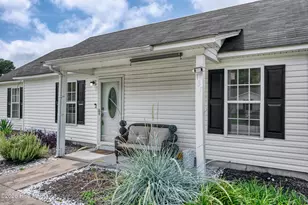 137 Sutton Dr, Elizabeth City, NC 27909 - Photo 6