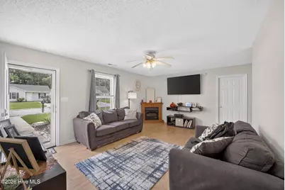 137 Sutton Drive, Elizabeth City, NC 27909 - Photo 14