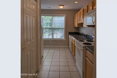 5115 Deveron Street #B, Greenville, NC 27834 - Photo 6