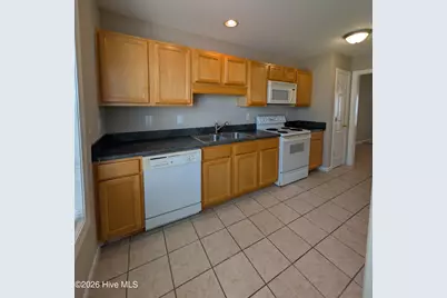 5115 Deveron Street #B, Greenville, NC 27834 - Photo 4