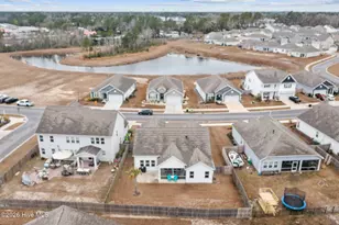 204 Edgewater Wy, Surf City, NC 28445 - Photo 12