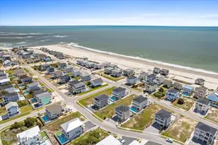 412 E 4th St, Ocean Isle Beach, NC 28469 - Photo 16