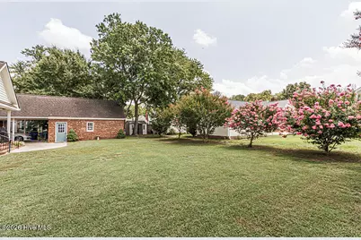 609 Golfers Lane, Nashville, NC 27856 - Photo 8
