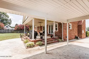 609 Golfers Ln, Nashville, NC 27856 - Photo 12