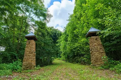 235 Rios Drive, Bryson City, NC 28713 - Photo 4