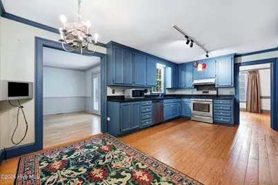 1608 Canterbury Road, Greenville, NC 27858 - Photo 14
