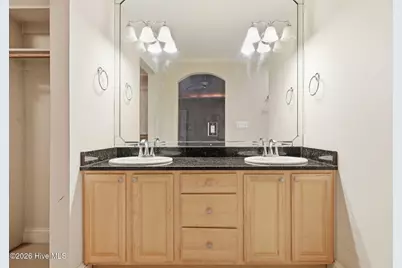 1608 Canterbury Road, Greenville, NC 27858 - Photo 32