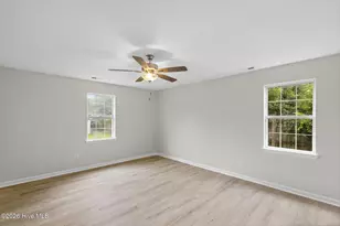 301 Paddock Pl, Jacksonville, NC 28546 - Photo 12