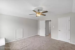 301 Paddock Pl, Jacksonville, NC 28546 - Photo 22
