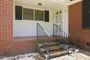 211 Nelson St, Bethel, NC 27812 - Photo 4