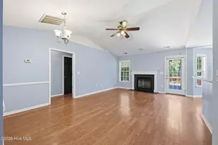 106 Lakeside Green Dr, New Bern, NC 28560 - Photo 4