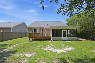 106 Lakeside Green Dr, New Bern, NC 28560 - Photo 2