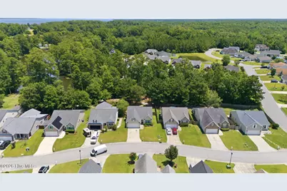 106 Lakeside Green Drive, New Bern, NC 28560 - Photo 32