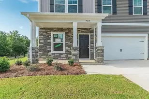 4605 Hartshorn Cir, Aiken, SC 29801 - Photo 2