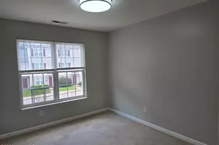 19 Red Ln, Raleigh, NC 27606 - Photo 10