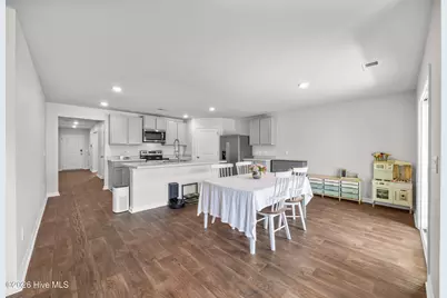 304 Cleat Drive, Surf City, NC 28445 - Photo 10