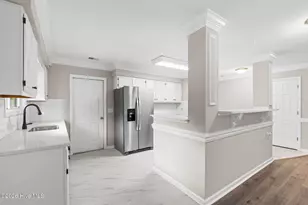 513 Fairway Dr W, Sunset Beach, NC 28468 - Photo 14