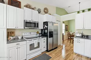 920 Elderberry Ln SW, Sunset Beach, NC 28468 - Photo 10