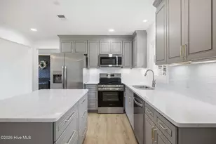127 Deerwood Dr, Wilmington, NC 28405 - Photo 10