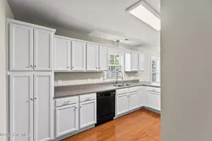 210 Cypress Bay Dr, Jacksonville, NC 28546 - Photo 12