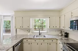 121 S Reed Dr, Washington, NC 27889 - Photo 8