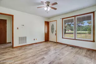 669 Francktown Rd, Richlands, NC 28574 - Photo 4