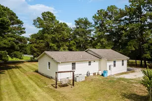 669 Francktown Rd, Richlands, NC 28574 - Photo 28