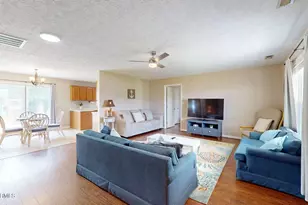 177 Avis Dr, Newport, NC 28570 - Photo 8