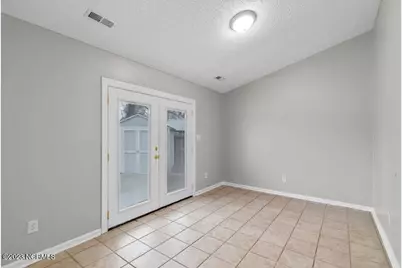 424 Singletree Drive, Jacksonville, NC 28540 - Photo 6
