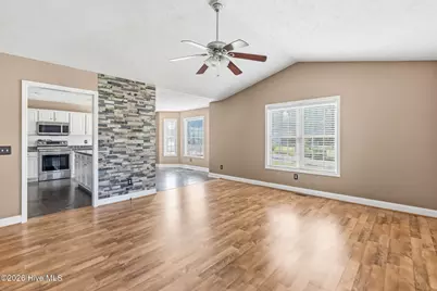 230 Colonial Drive, Rockingham, NC 28379 - Photo 4