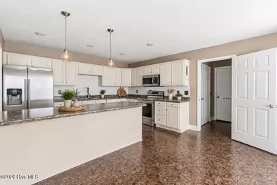 230 Colonial Drive, Rockingham, NC 28379 - Photo 6