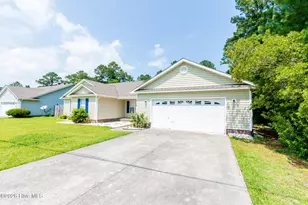 214 Lee Rogers Rd, Hubert, NC 28539 - Photo 4