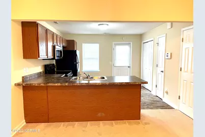 203 Lanieve Court #Unit 11, Hubert, NC 28539 - Photo 4