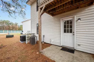 101 Ravenwood Dr, Jacksonville, NC 28546 - Photo 16