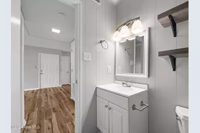 101 Ravenwood Drive #B, Jacksonville, NC 28546 - Photo 12