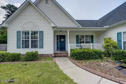 105 Croatan Woods Drive, New Bern, NC 28562 - Photo 2