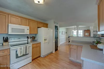 105 Croatan Woods Drive, New Bern, NC 28562 - Photo 18