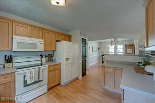 105 Croatan Woods Dr, New Bern, NC 28562 - Photo 18