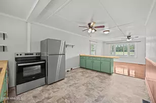1230 Burgaw Hwy, Jacksonville, NC 28540 - Photo 4