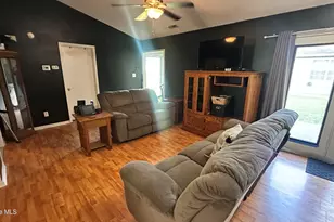 616 S Hampton Dr, Jacksonville, NC 28546 - Photo 16
