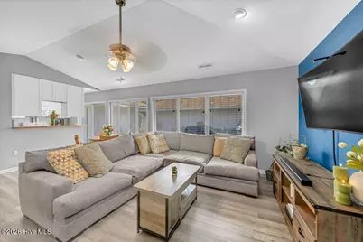 908 Summerlin Falls Court, Wilmington, NC 28412 - Photo 4