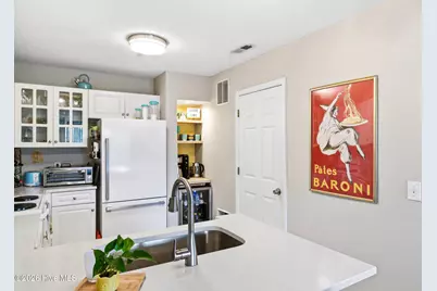 4146 Breezewood Drive #Apt 203, Wilmington, NC 28412 - Photo 10