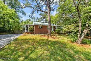 405 Elm St, Aberdeen, NC 28315 - Photo 2
